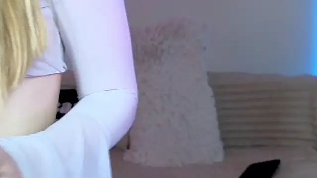 Oxy_Foxie webcam