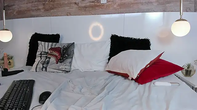 Nikol_Lopez_ webcam