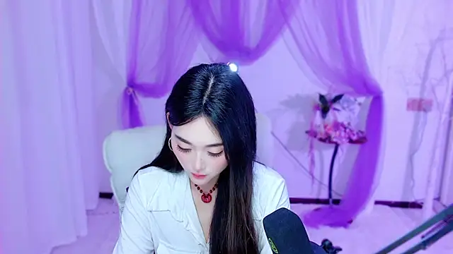Tili_Lucky webcam