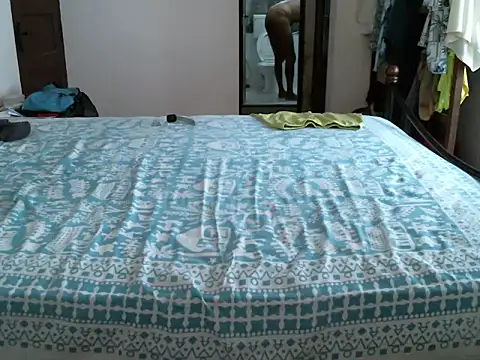 sixfeetslim webcam