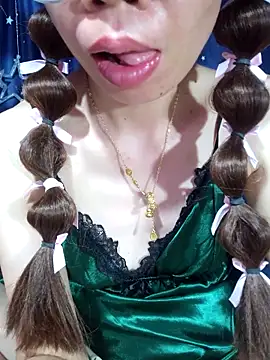__Mai-love19__ webcam