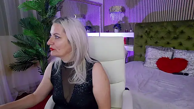 ladytouch (F milf) - 🍰💦 SQUIRT time 💥⚡