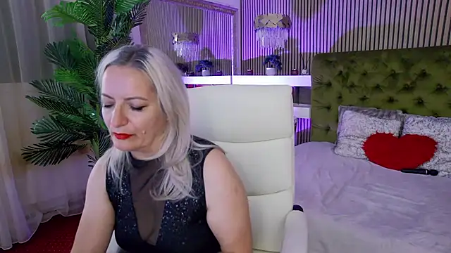 ladytouch (F milf) - 🍰💦 SQUIRT time 💥⚡
