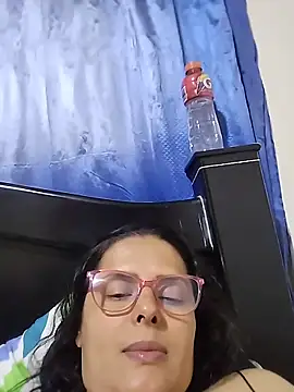 Bella_Morena27 live sex cam