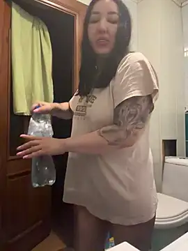 Naughtbaby_2025 webcam