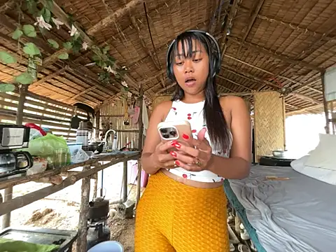 Juliet_official_pro webcam