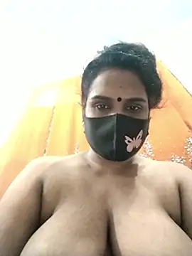 Puja-3232 webcam