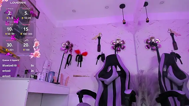 Natasha-Adams webcam