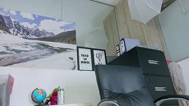 Emilyy05_ webcam