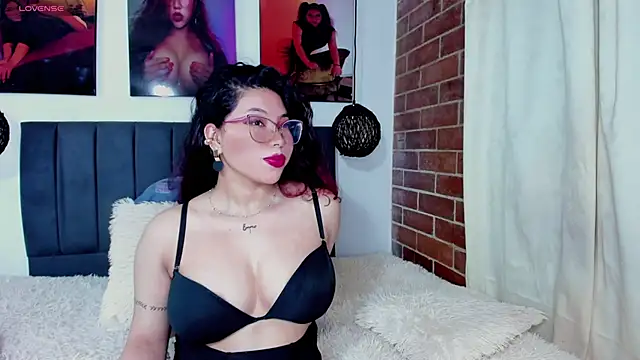 kyliejenner_hot webcam