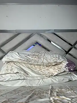 maybelline69 webcam