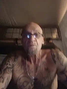 ShawnandDani7074 webcam