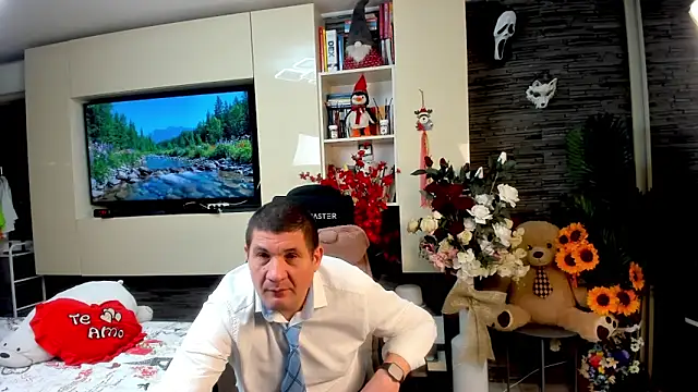SpartacusDaddy48 webcam