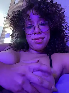 Woo_isDaphne webcam