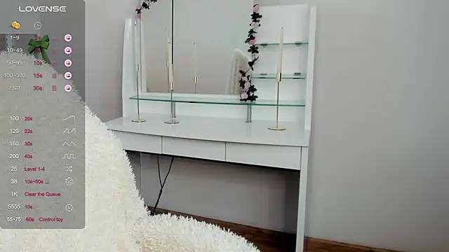 EmilyTrase webcam