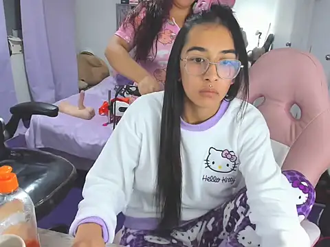 naomi_johnson webcam