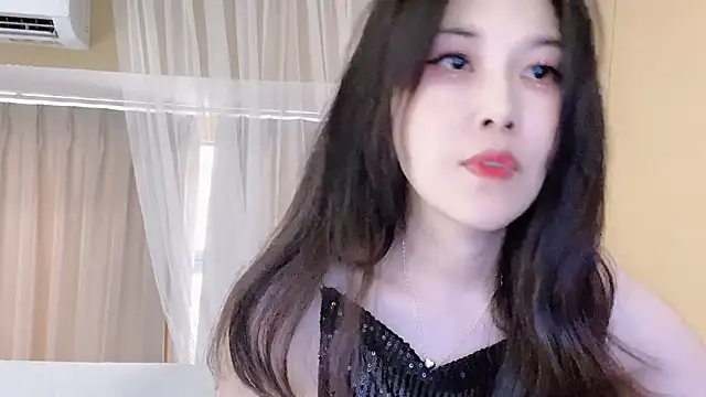 Emma_qiqi webcam