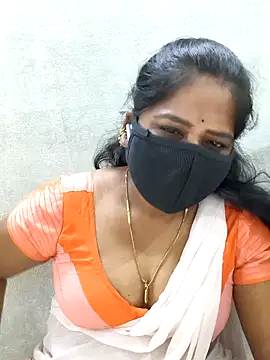 MaaliiiPonuTamil live sex cam