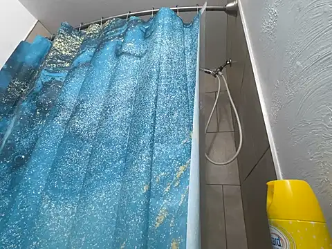 Bleuk live sex cam