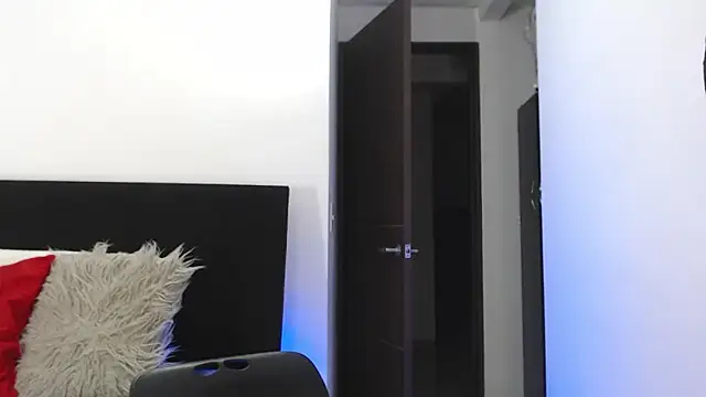 andrea_de_lucaa webcam