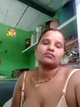 Shivani09900 webcam