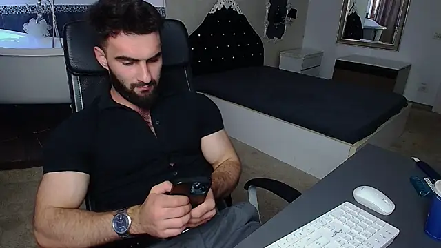 micahlane - MicahLane's free webcam - UK Sex Cams