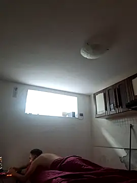 Giuzx live cam