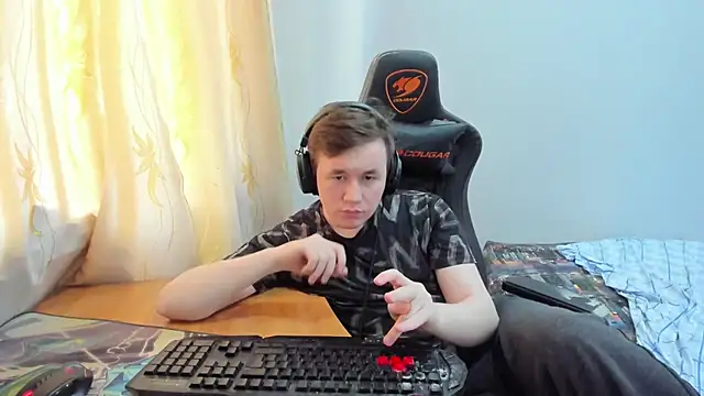 iliaskrislove live cam