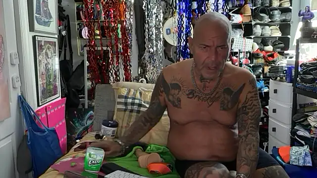 lovetatts64 live cam