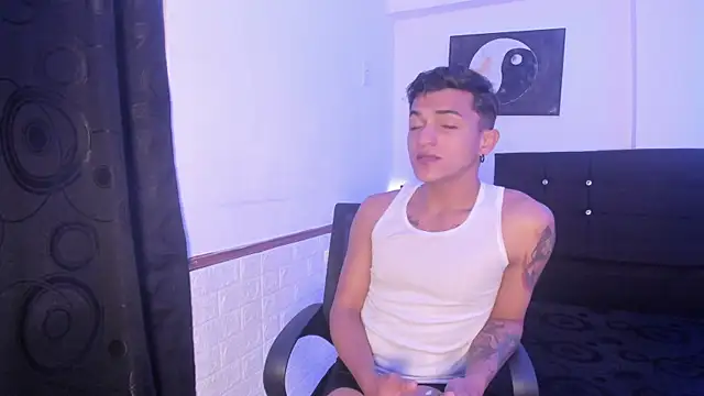 BabyTiago live cam