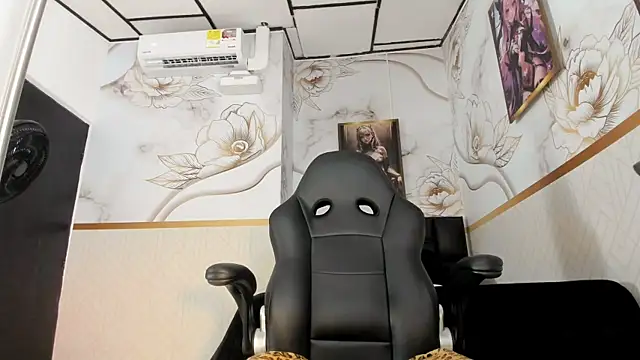 alicee__mature webcam