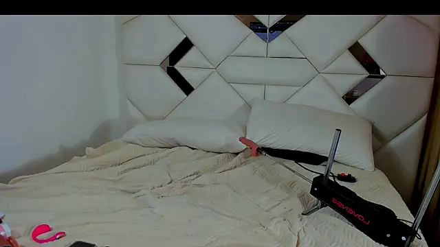 StormyButty18 webcam