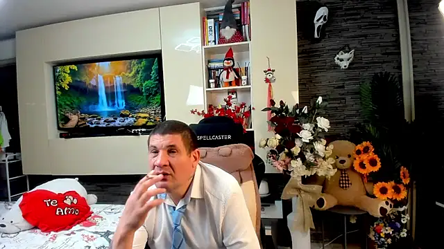 SpartacusDaddy48 webcam