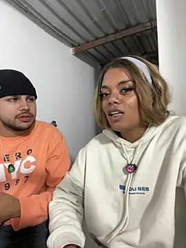 ladyandnico webcam