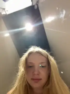 AmmyHot webcam