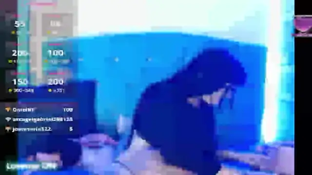 PAULINA_FOX18 webcam