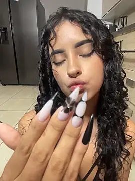 rossemelody (F teen) - Make me wet while I cook😏