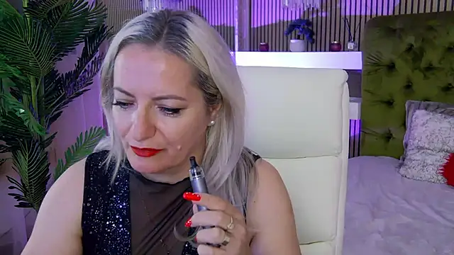 LadyTouch webcam