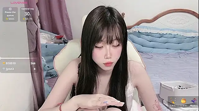 Vivian-88 webcam