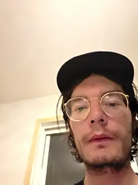 KinkyKittyBoy webcam
