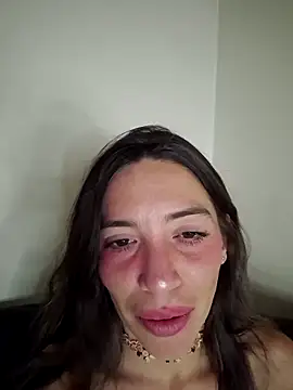 loveuu-bae webcam