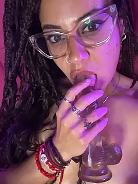 mariposapontiak420 (F milf) - Naked
