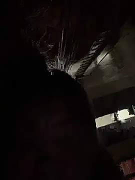 Liness101 live cam