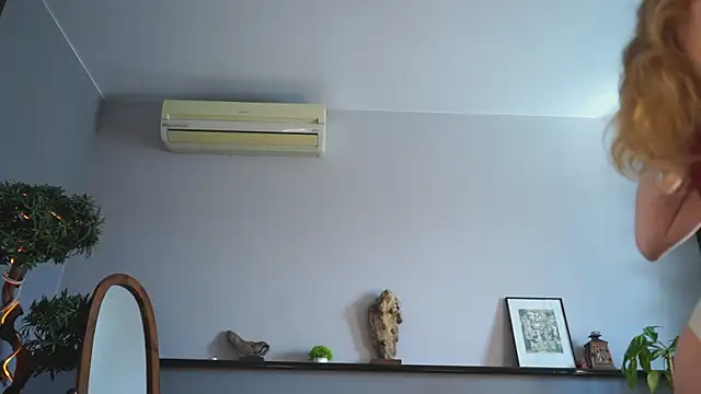 JaneUbry webcam