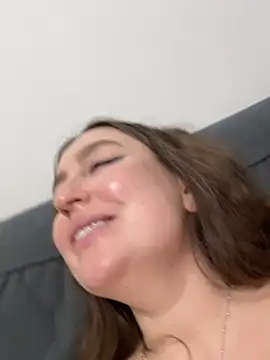 lady_miaolson (F young) - Squirt + 3 Squirt videos for last tip
