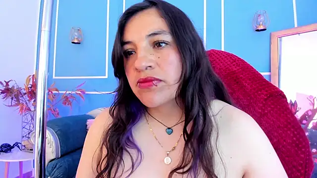 TaraTaylorr webcam