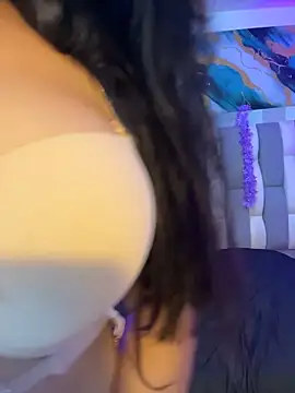 Antonella_Julieta webcam
