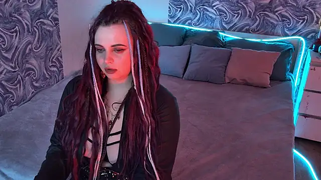 Miss_Maya_Mils webcam