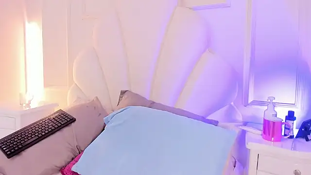 Kaylachannell webcam