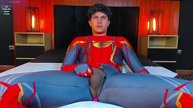 Leo_Savage_ webcam